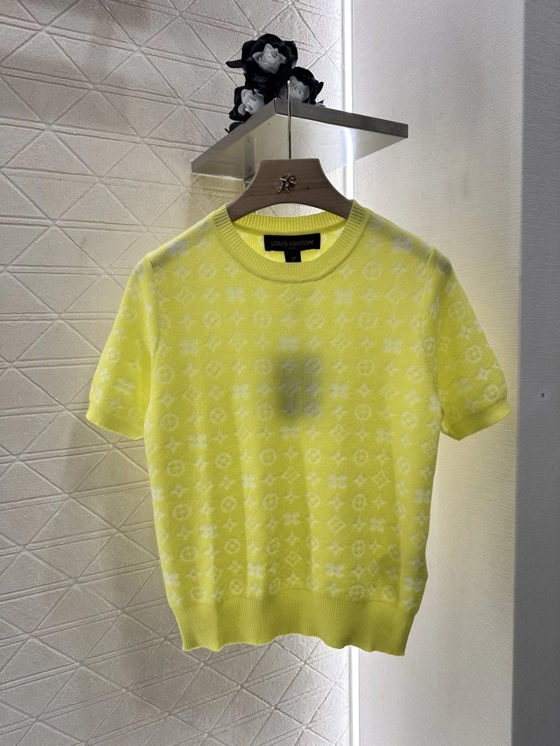 Louis Vuitton T-Shirts Durable 131003