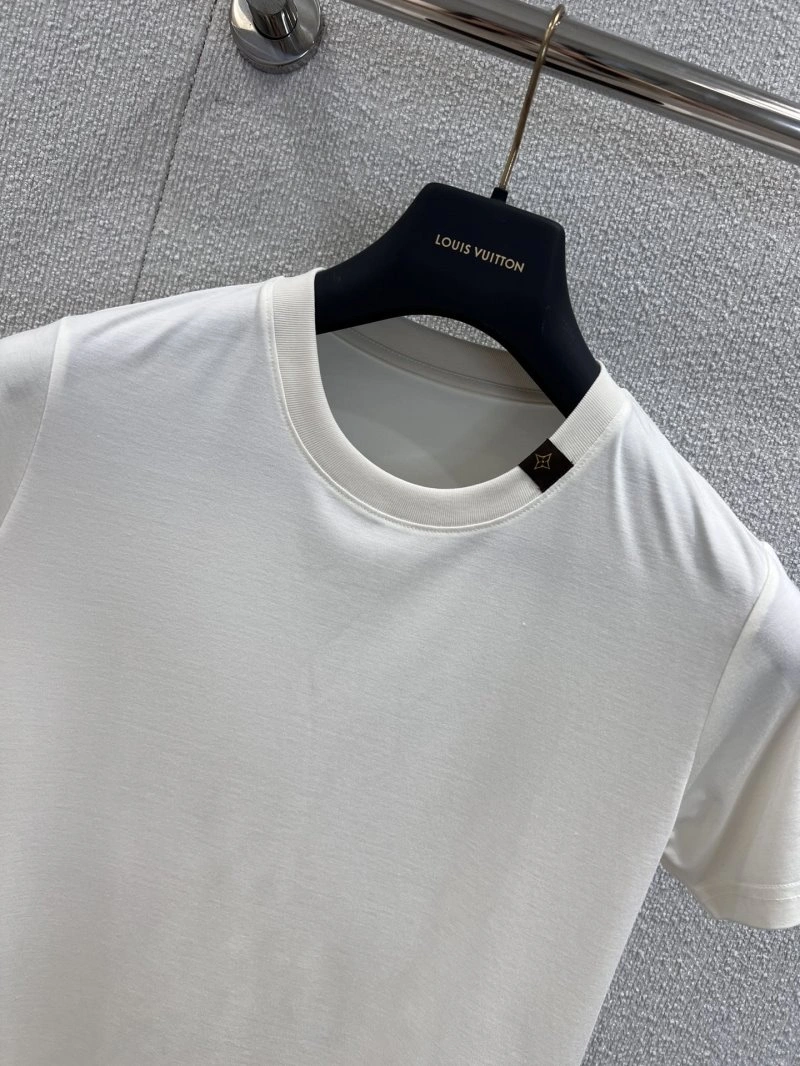 Louis Vuitton T-Shirts Flexible 131002