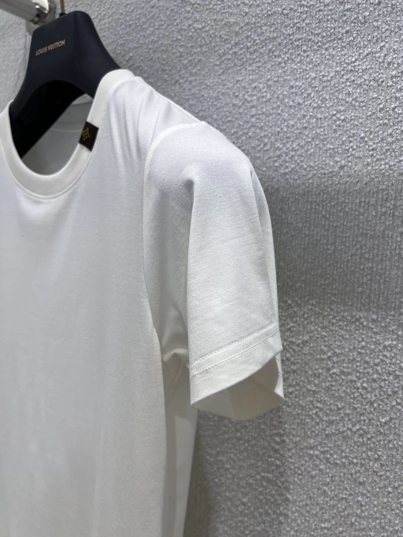 Louis Vuitton T-Shirts Flexible 131002