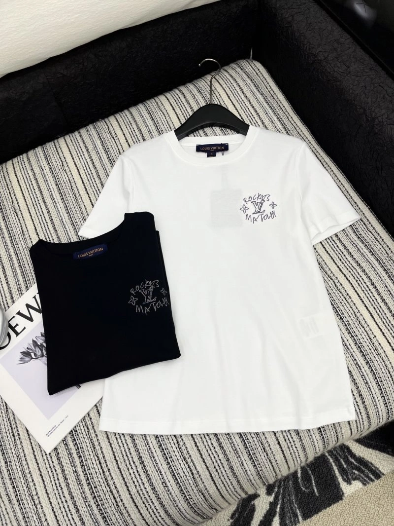 Louis Vuitton T-Shirts Practical 130994