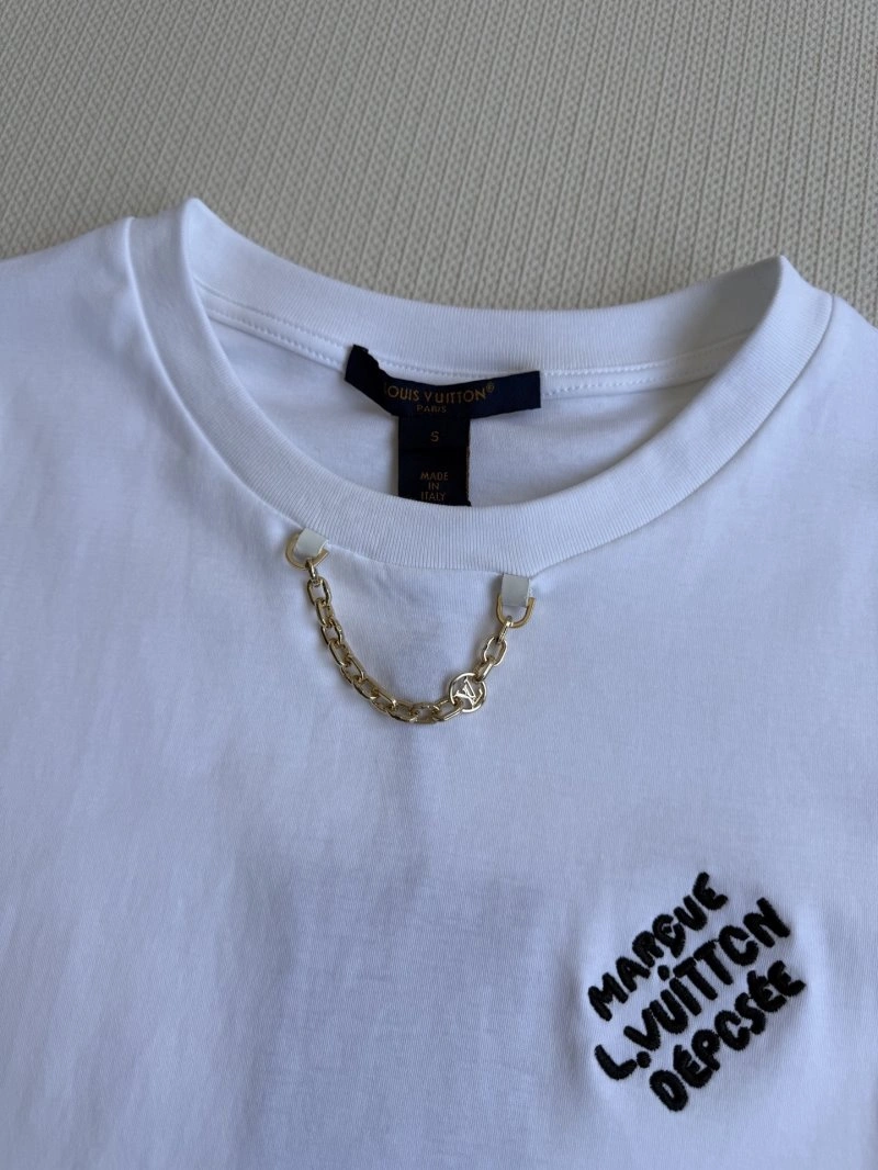 Minimalist Louis Vuitton T-Shirts 130977
