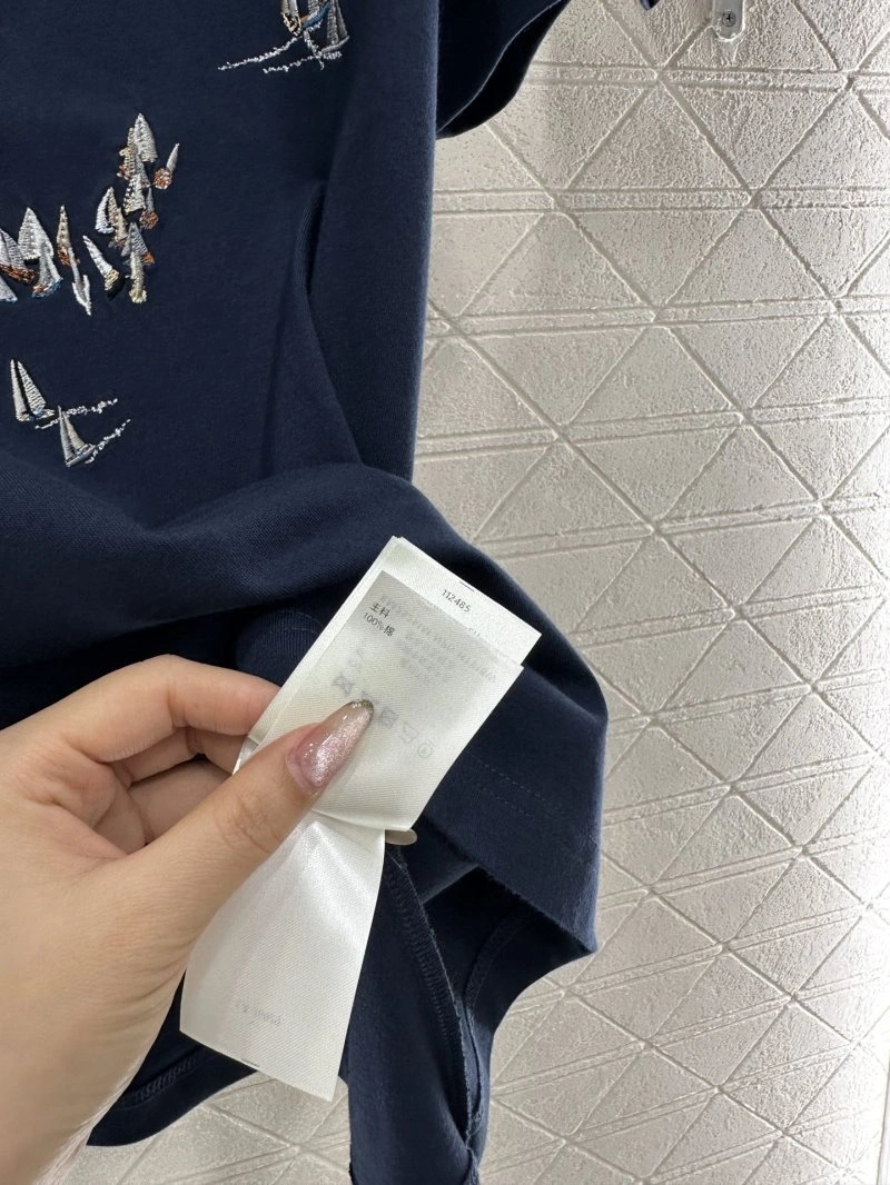 GoAnywhere Louis Vuitton T-Shirts 130988
