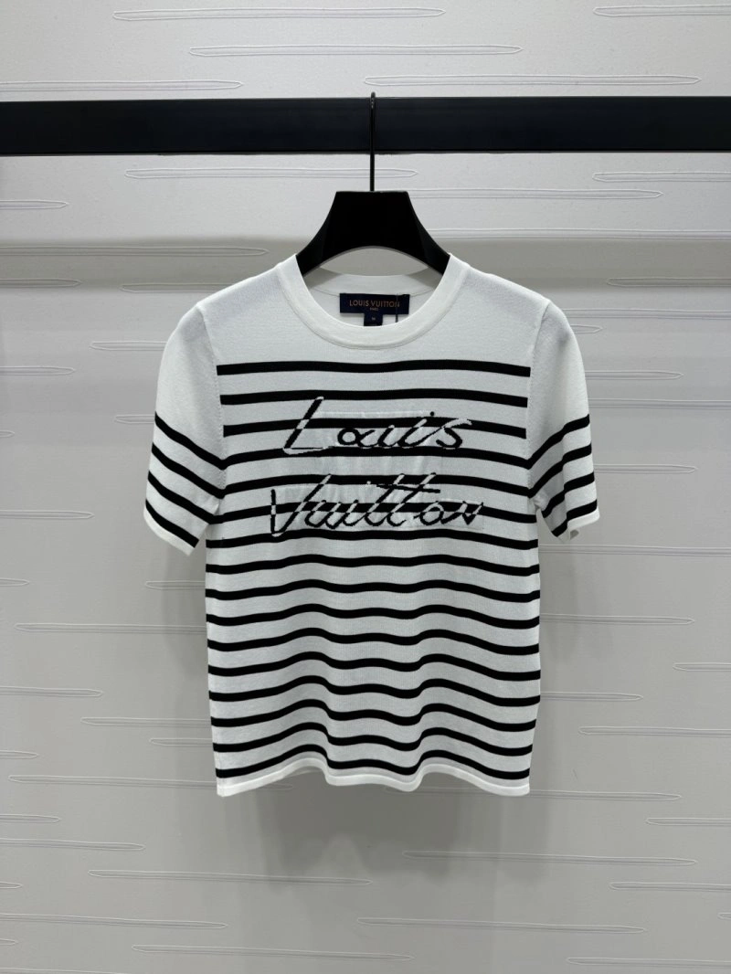 FashionForward Louis Vuitton T-Shirts 130976
