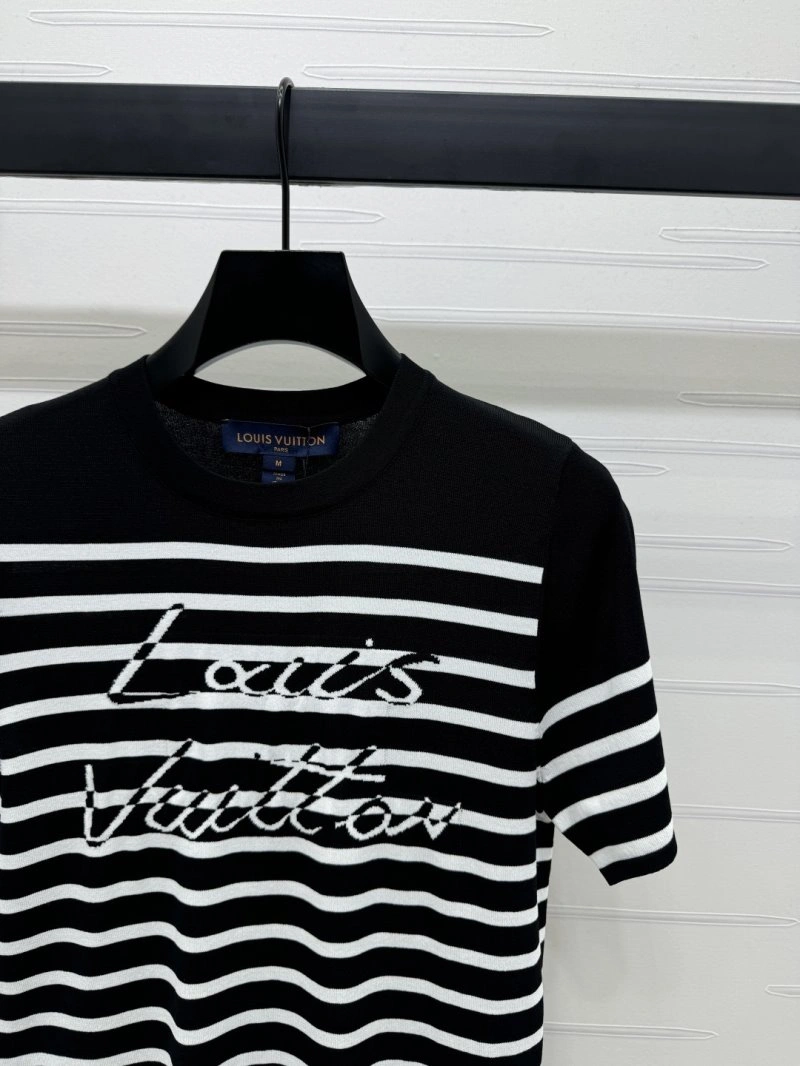 Soft Louis Vuitton T-Shirts 130970