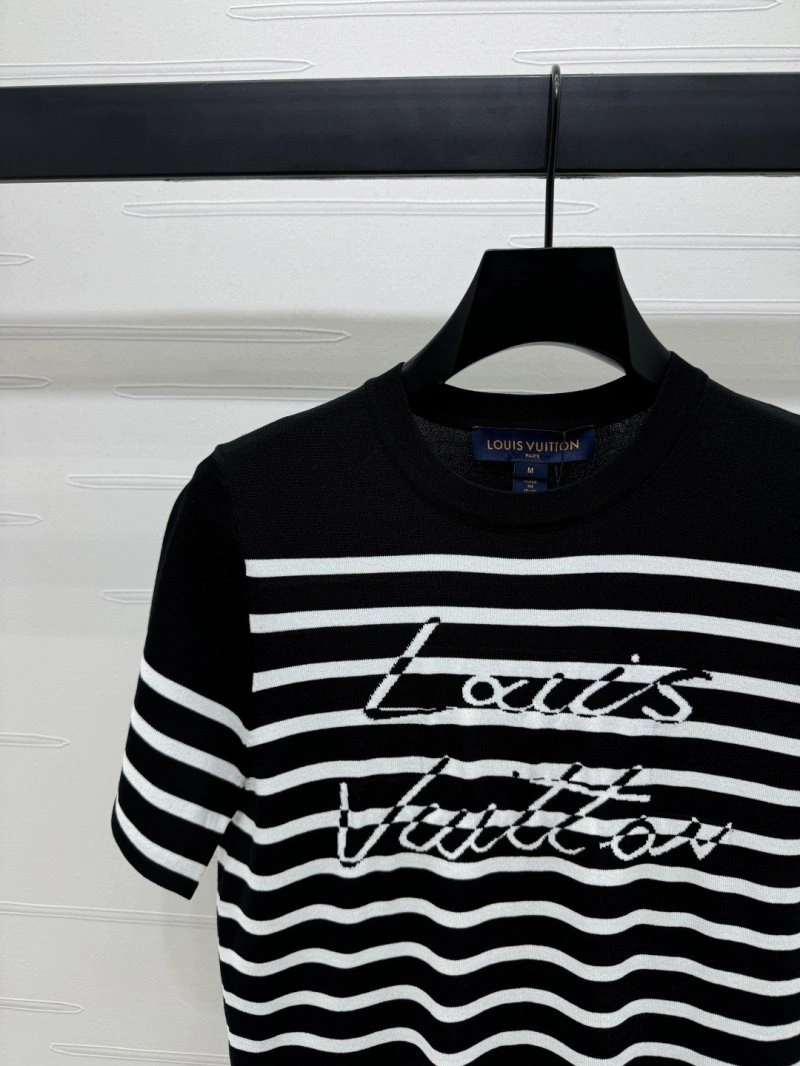 Soft Louis Vuitton T-Shirts 130970