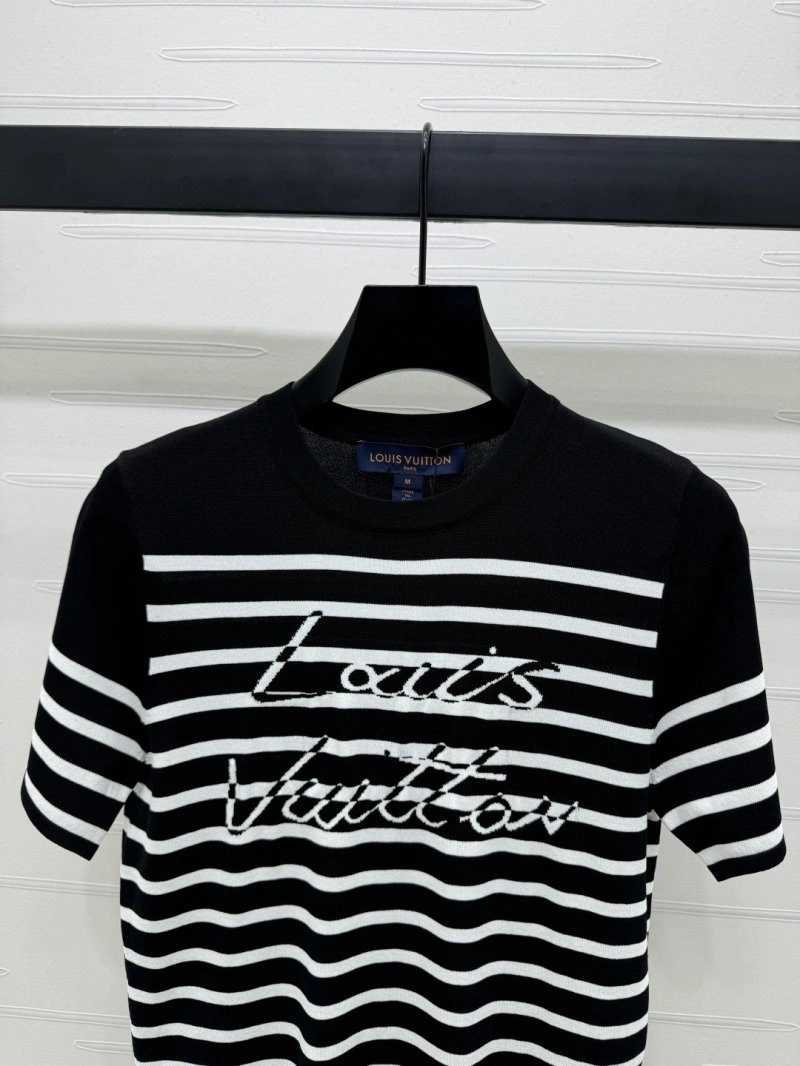 Soft Louis Vuitton T-Shirts 130970
