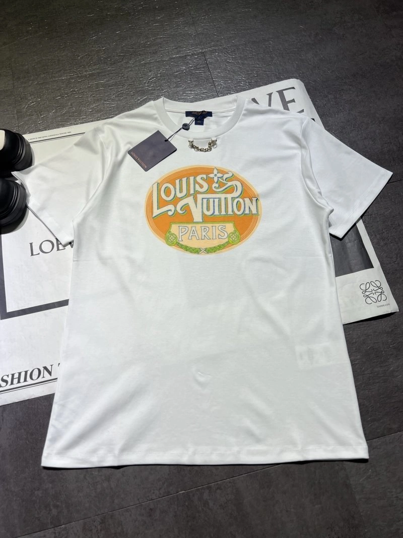 Louis Vuitton T-Shirts Sporty 130968