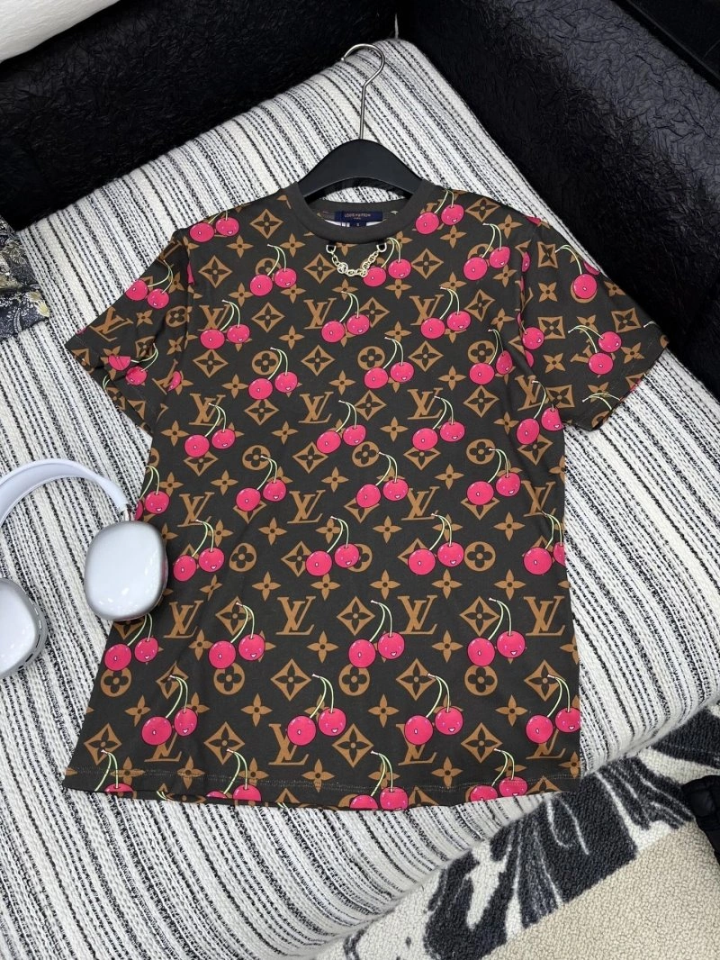 Louis Vuitton T-Shirts Unisex 130961