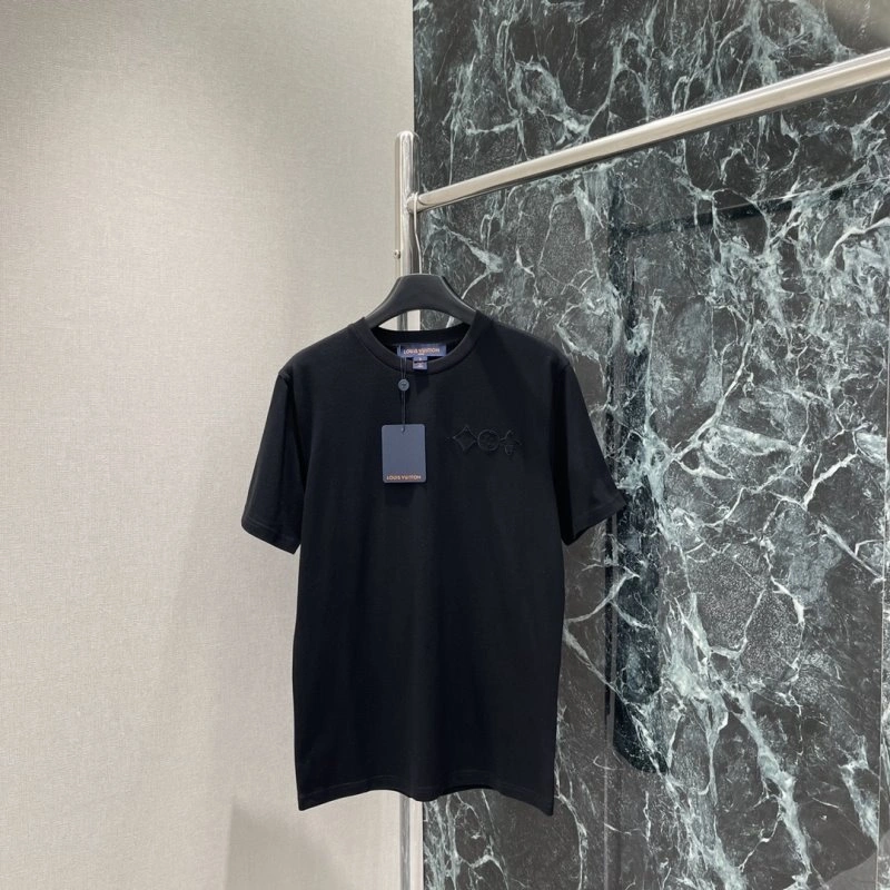 Cozy Louis Vuitton T-Shirts 130958