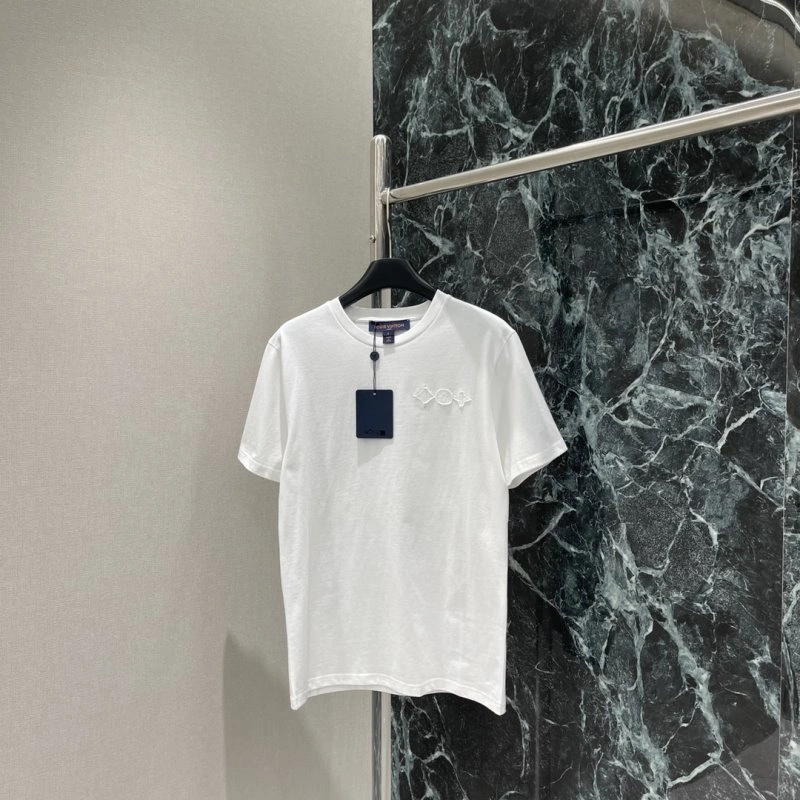 Cozy Louis Vuitton T-Shirts 130958