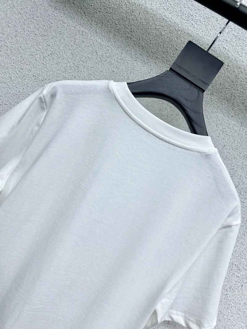ModernLook Louis Vuitton T-Shirts 130951