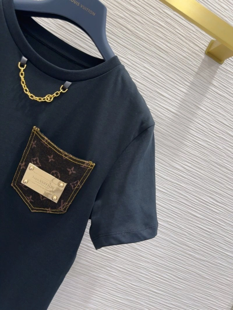 EyeCatching Louis Vuitton T-Shirts 130959