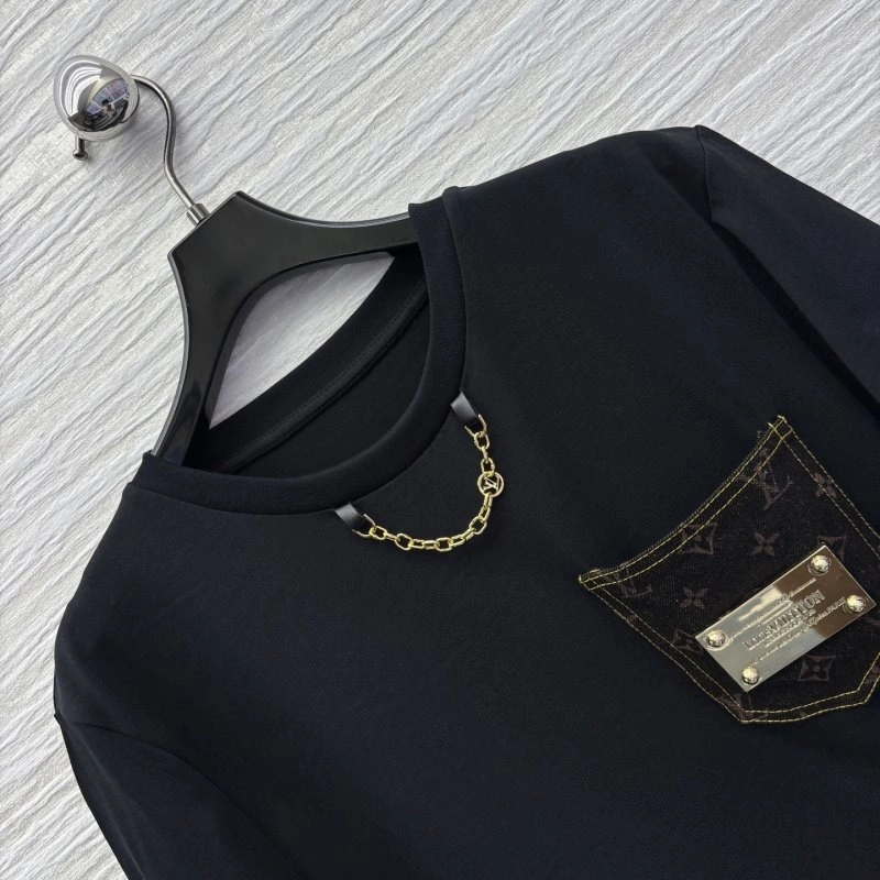 Elegant Louis Vuitton T-Shirts 130956