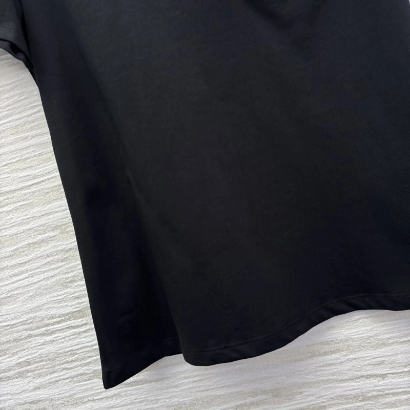Elegant Louis Vuitton T-Shirts 130956