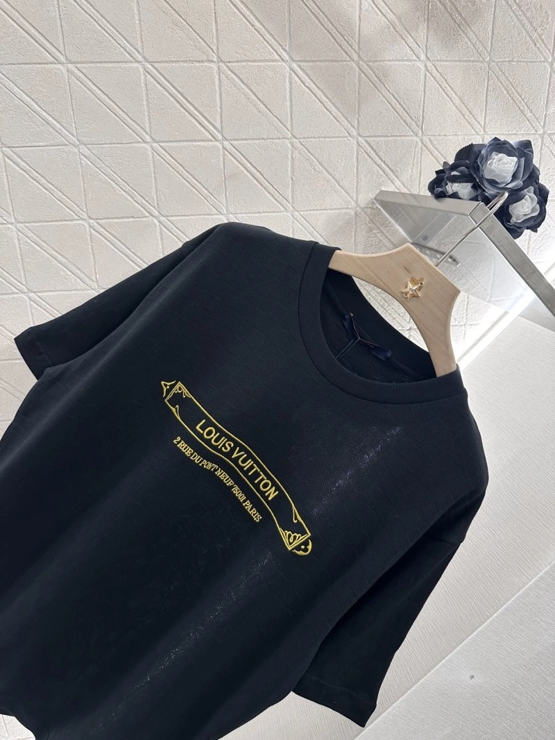 HighPerformance Louis Vuitton T-Shirts 130949