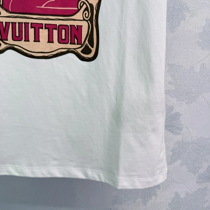 Breathable Louis Vuitton T-Shirts 131646