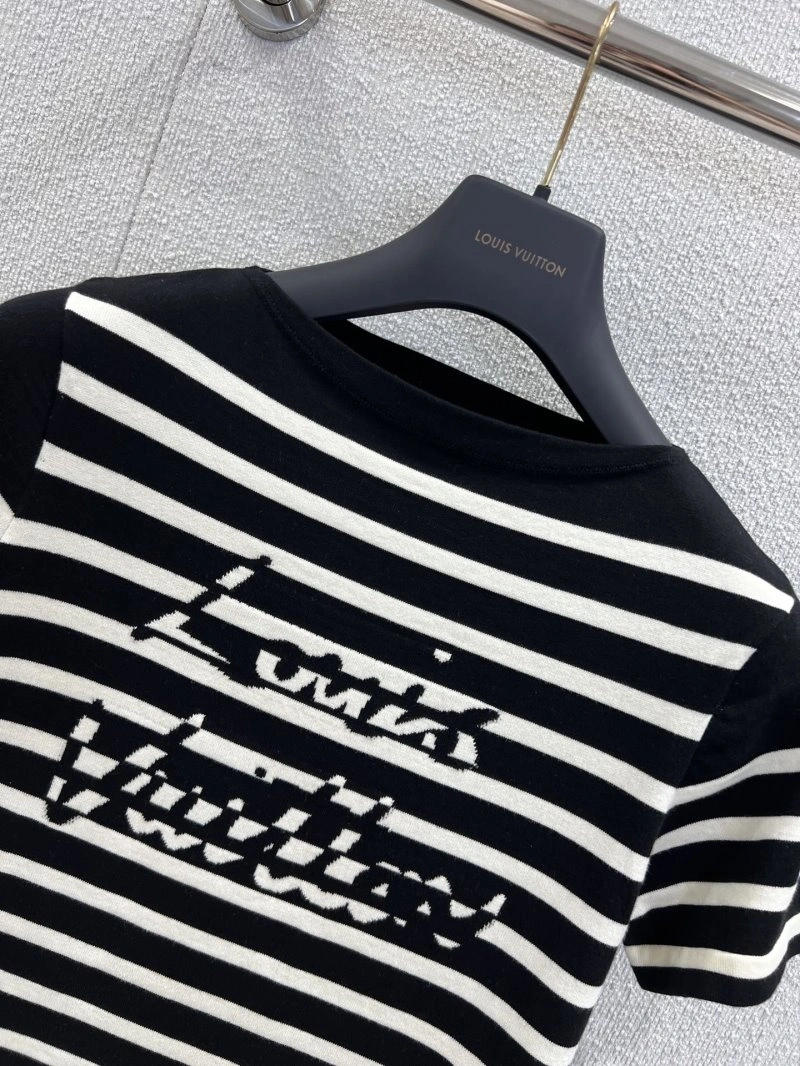 Louis Vuitton T-Shirts Comfortable 131647