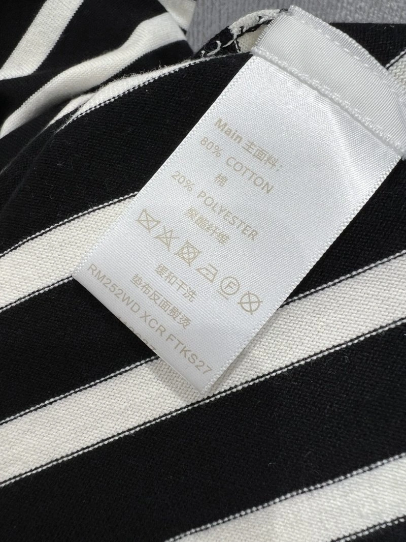 Louis Vuitton T-Shirts Comfortable 131647
