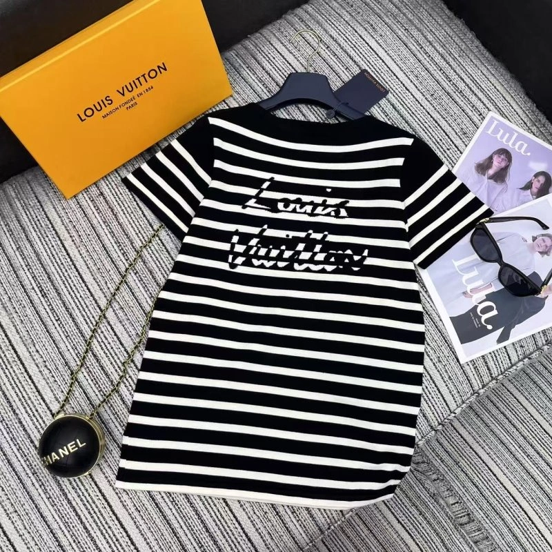 TravelReady Louis Vuitton T-Shirts 131650