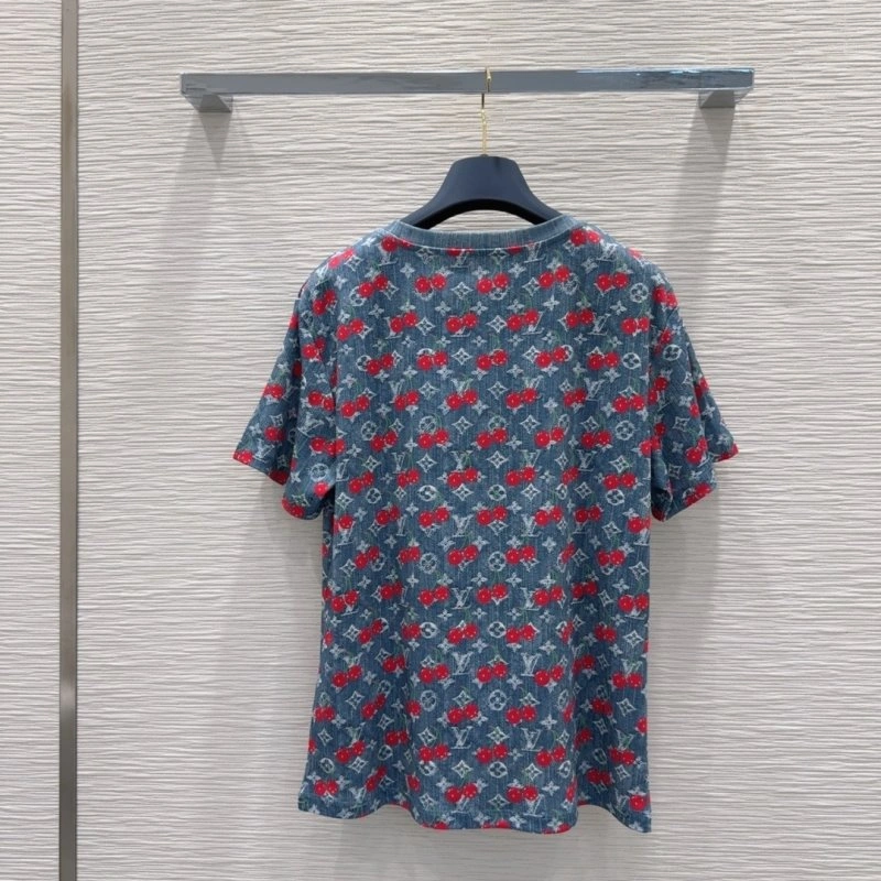 Louis Vuitton T-Shirts Youthful 131626