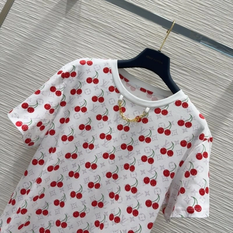 Louis Vuitton T-Shirts Flexible 131642