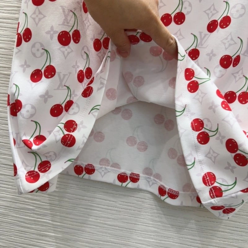 Louis Vuitton T-Shirts Flexible 131642