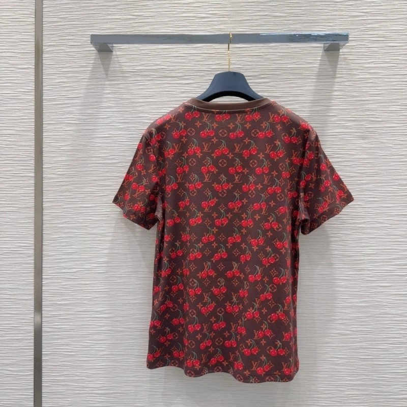 Louis Vuitton T-Shirts FashionForward 131641