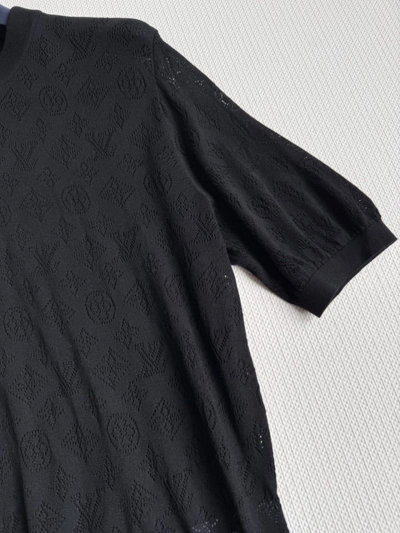 ComfortFit Louis Vuitton T-Shirts 131611