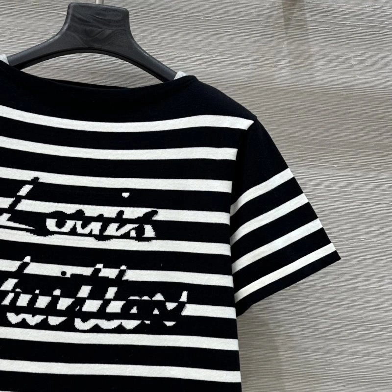 Louis Vuitton T-Shirts HighPerformance 131631