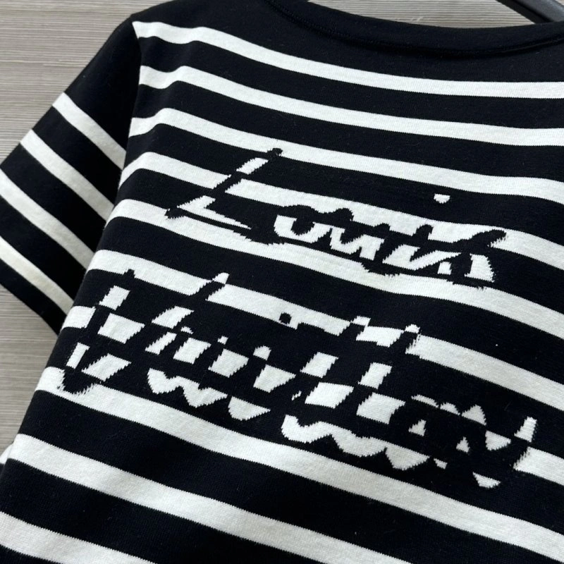 Louis Vuitton T-Shirts HighPerformance 131631