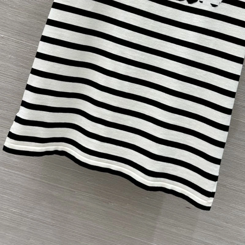 Popular Louis Vuitton T-Shirts 131635