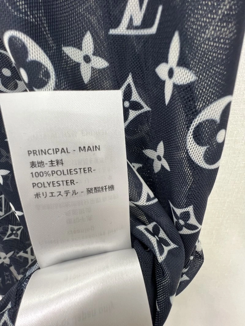 Practical Louis Vuitton T-Shirts 131632
