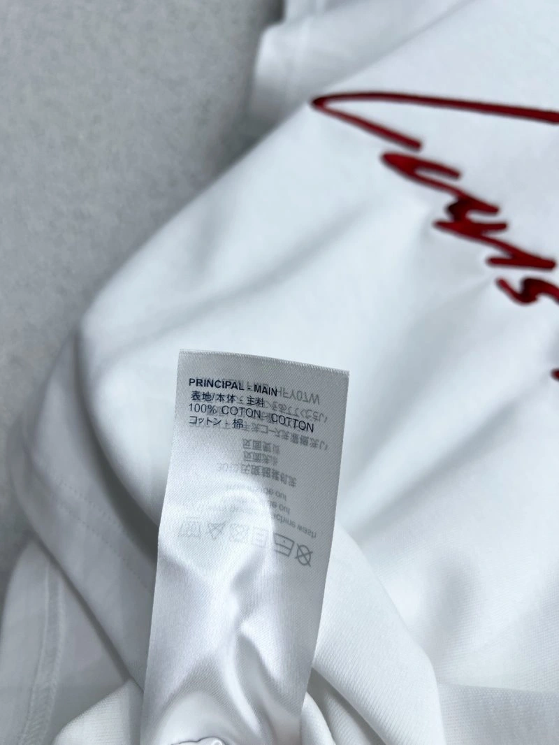 HighQuality Louis Vuitton T-Shirts 131640