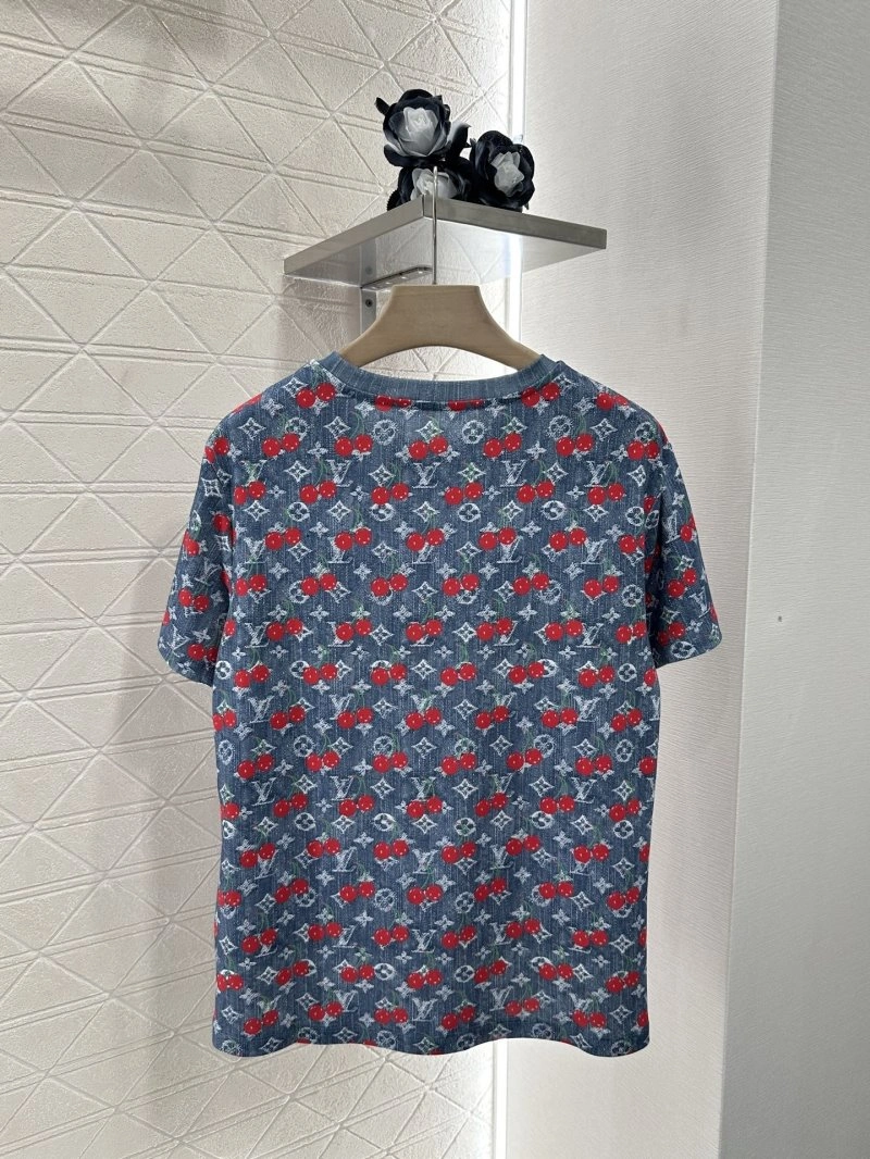 Attractive Louis Vuitton T-Shirts 131637
