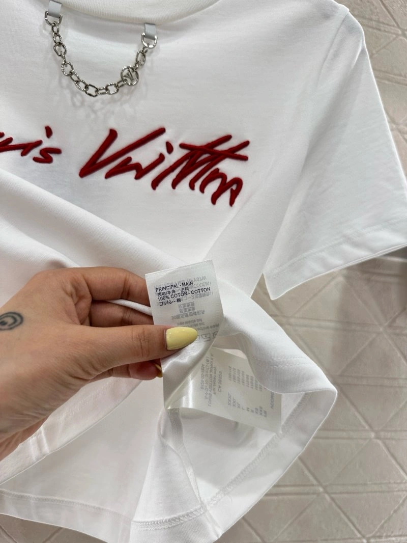 Louis Vuitton T-Shirts Modern 131629