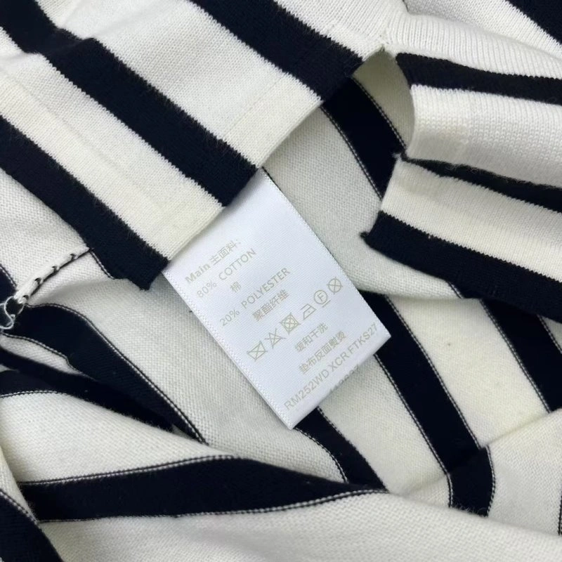 Seasonal Louis Vuitton T-Shirts 131610