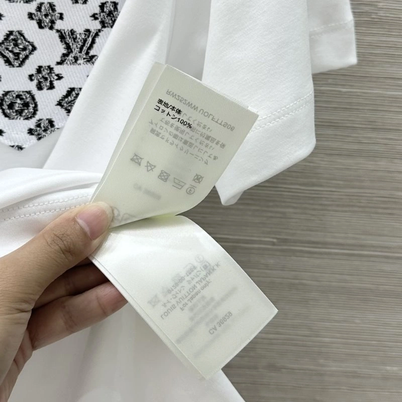 Louis Vuitton T-Shirts MoistureWicking 131588