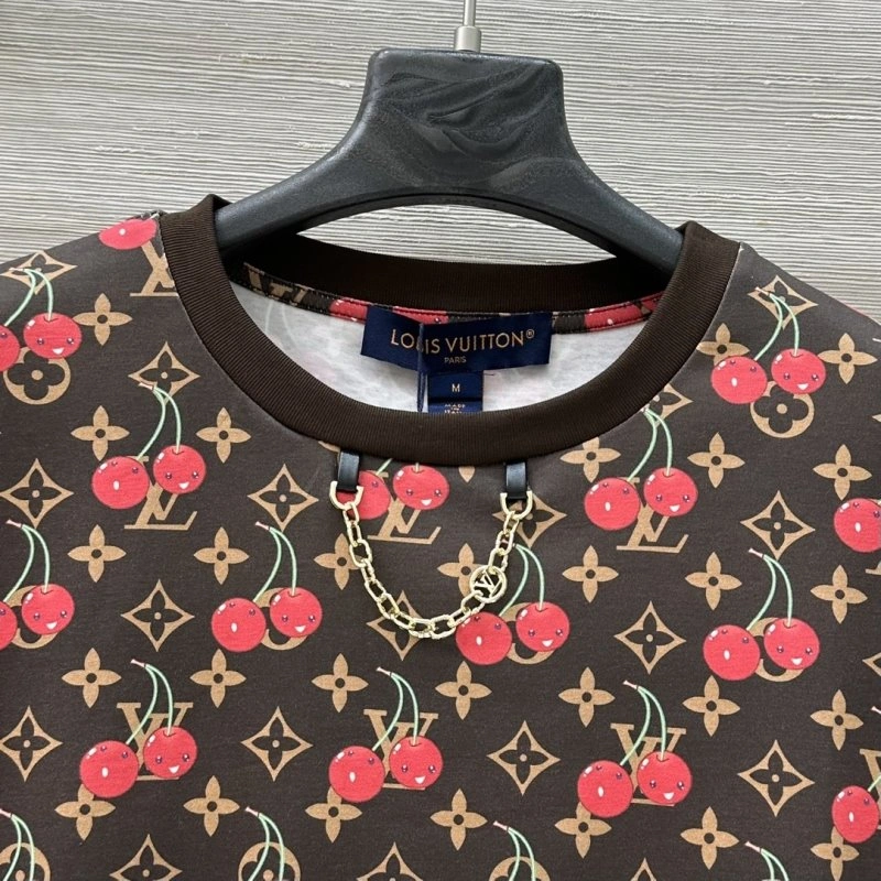 Louis Vuitton T-Shirts Flexible 131583