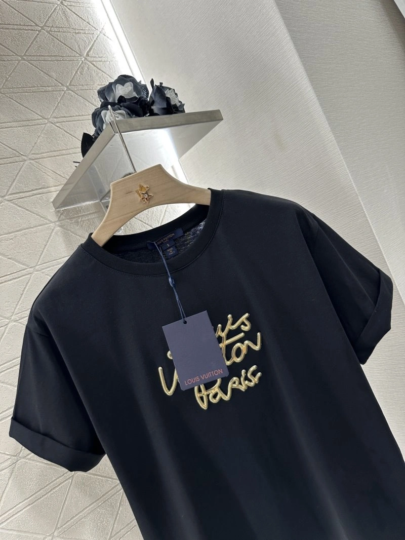 Louis Vuitton T-Shirts FreshLook 131586