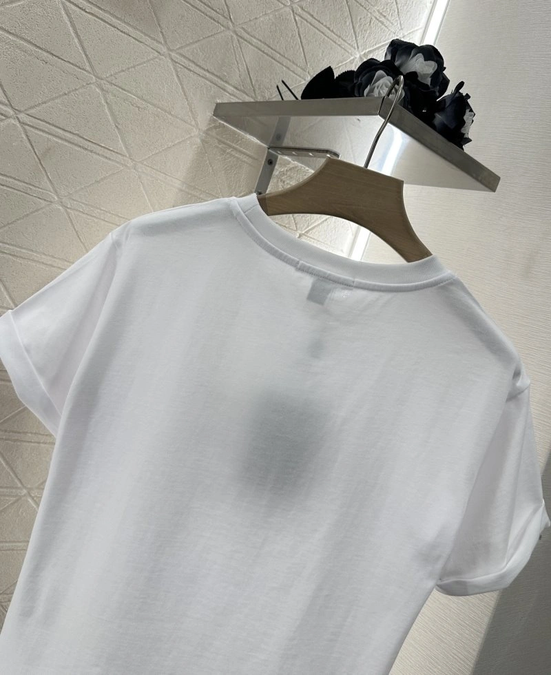 Louis Vuitton T-Shirts UrbanChic 131577
