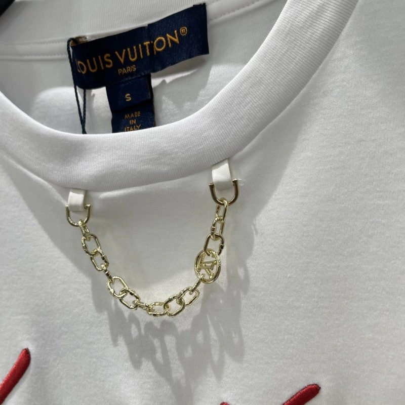 Supportive Louis Vuitton T-Shirts 131584