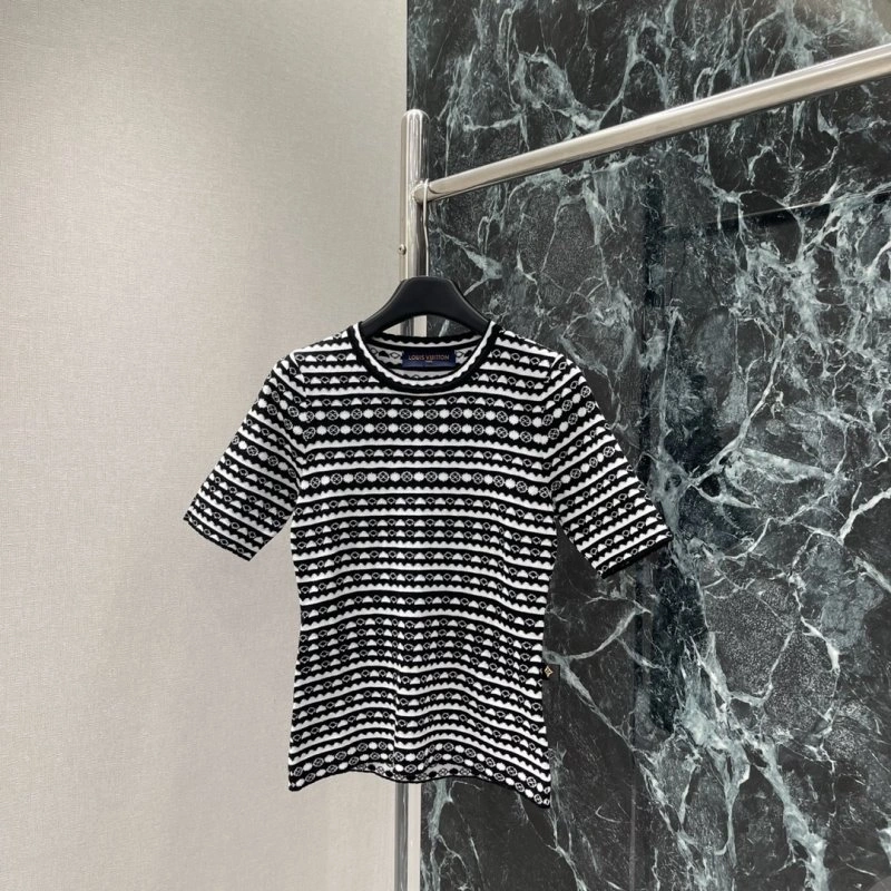 Affordable Louis Vuitton T-Shirts 131589