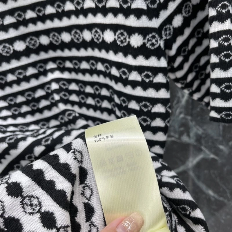 Affordable Louis Vuitton T-Shirts 131589