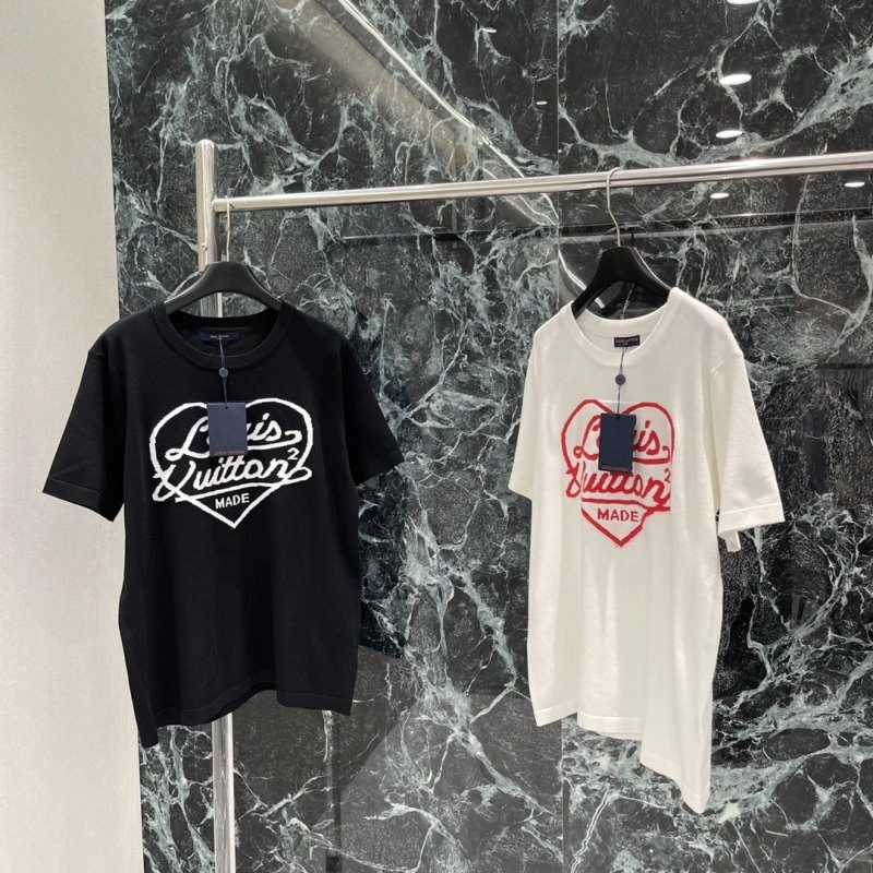 Upgraded Louis Vuitton T-Shirts 131594