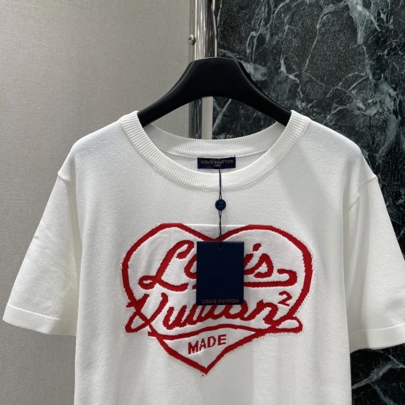 Upgraded Louis Vuitton T-Shirts 131594