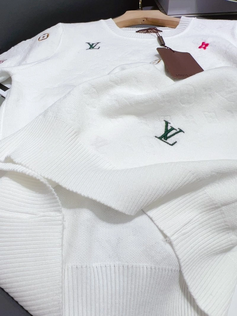 Breathable Louis Vuitton T-Shirts 131598