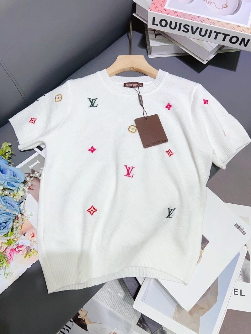 Breathable Louis Vuitton T-Shirts 131598