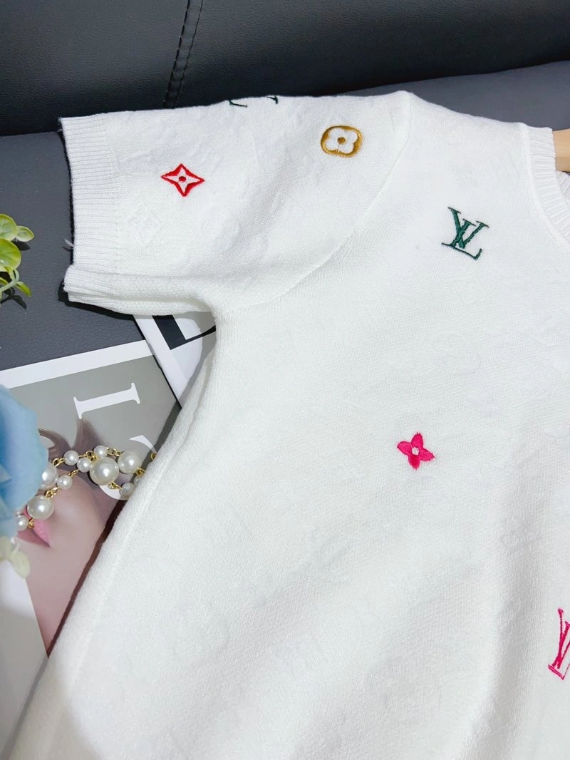 Breathable Louis Vuitton T-Shirts 131598
