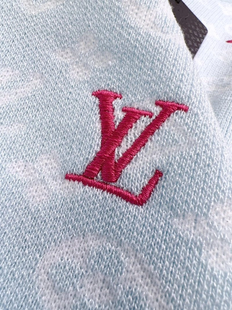 Louis Vuitton T-Shirts Neat 131596
