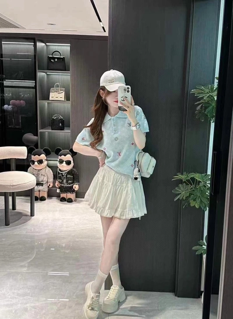 Louis Vuitton T-Shirts Neat 131596